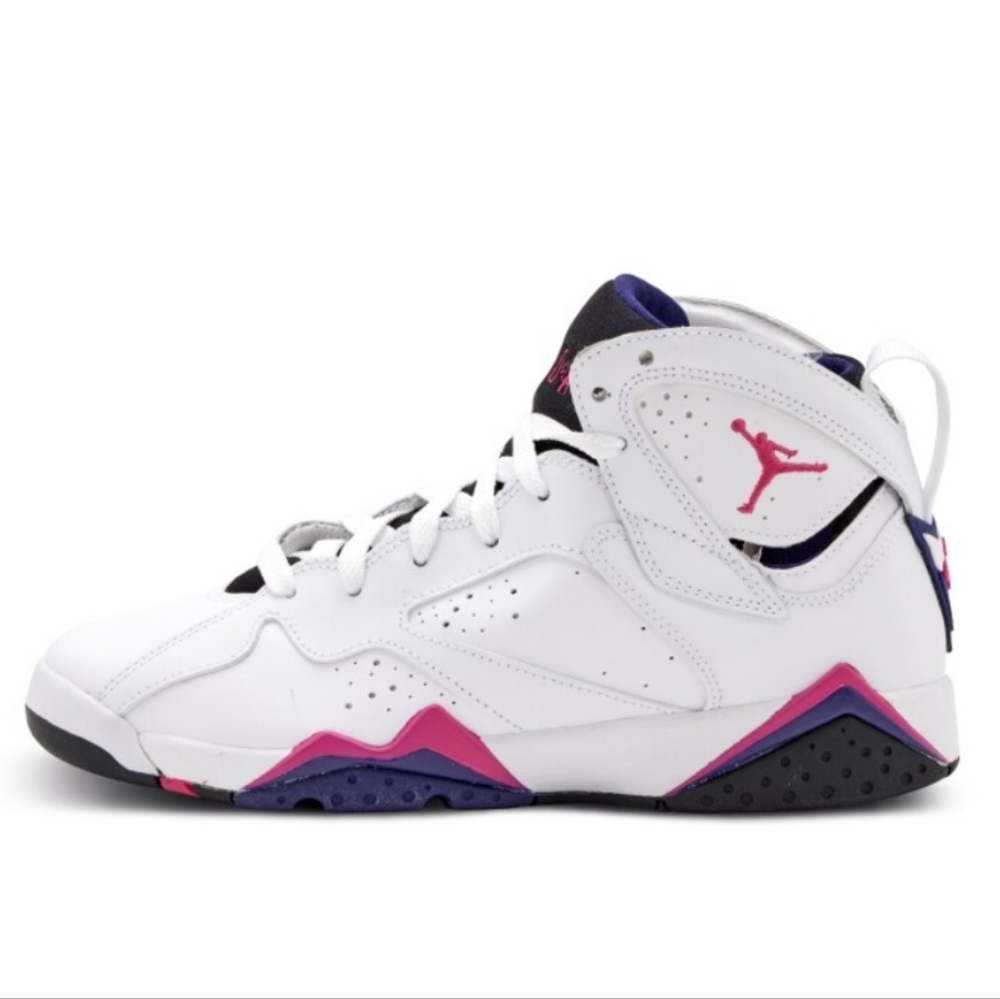 Nike Air Jordan 7 Retro GS Fireberry Size 5Youth